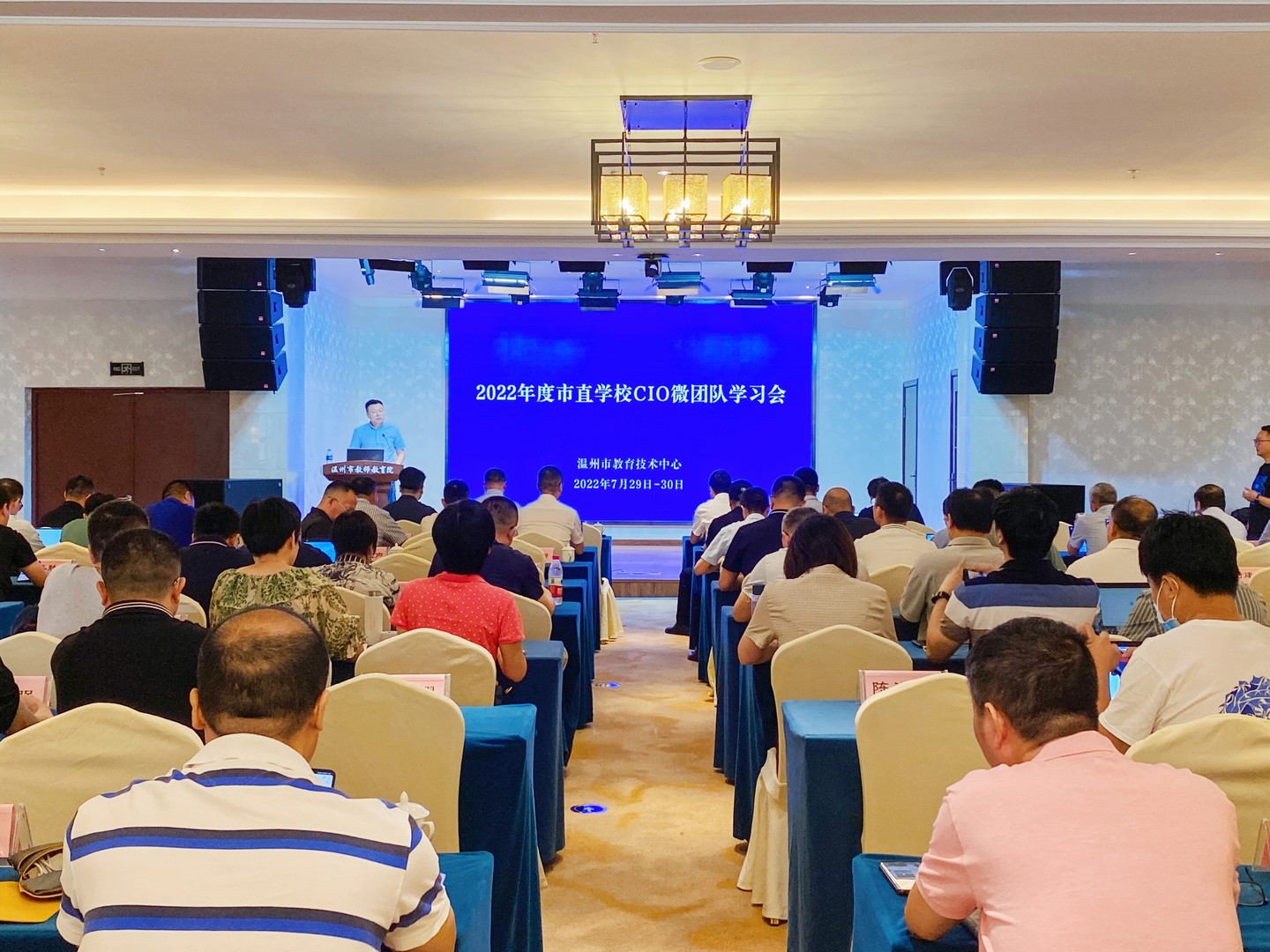 人工智能时代智慧校园怎么建？